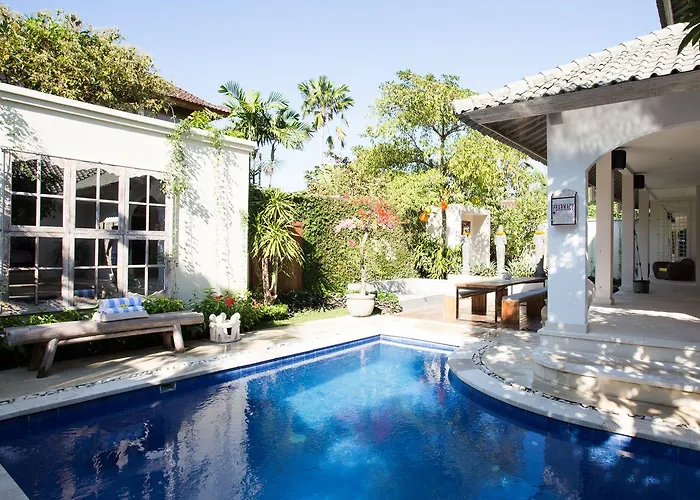 Allure Villas 4*